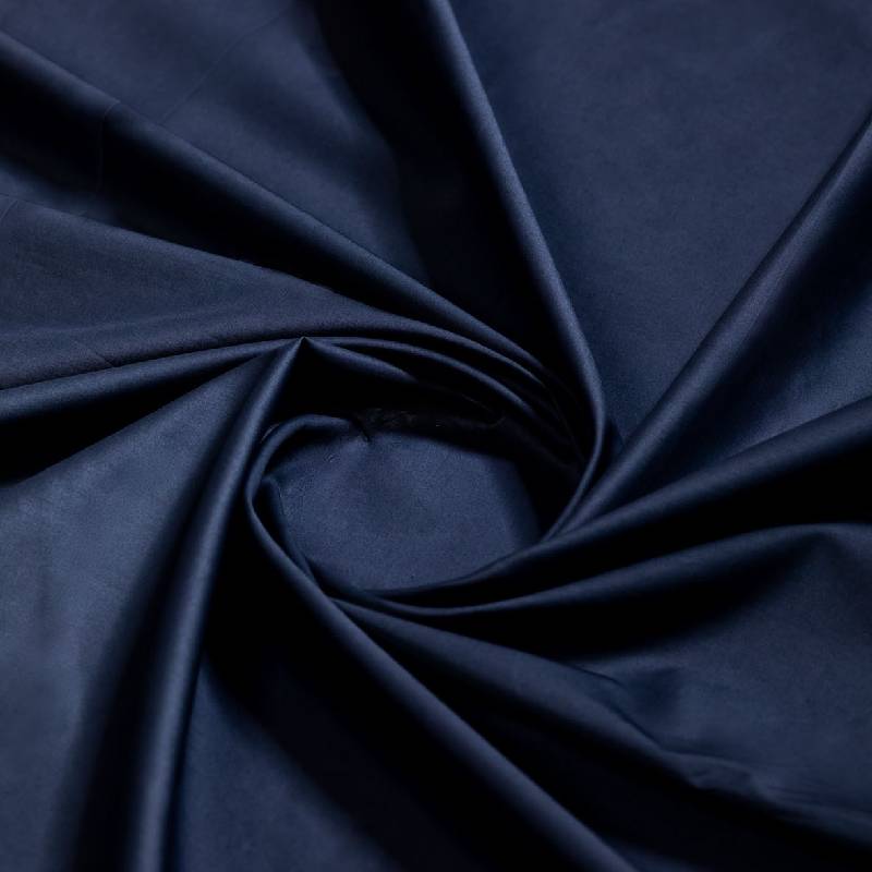 How to Recognize High-Quality Unstitched Fabric in 3 Steps
