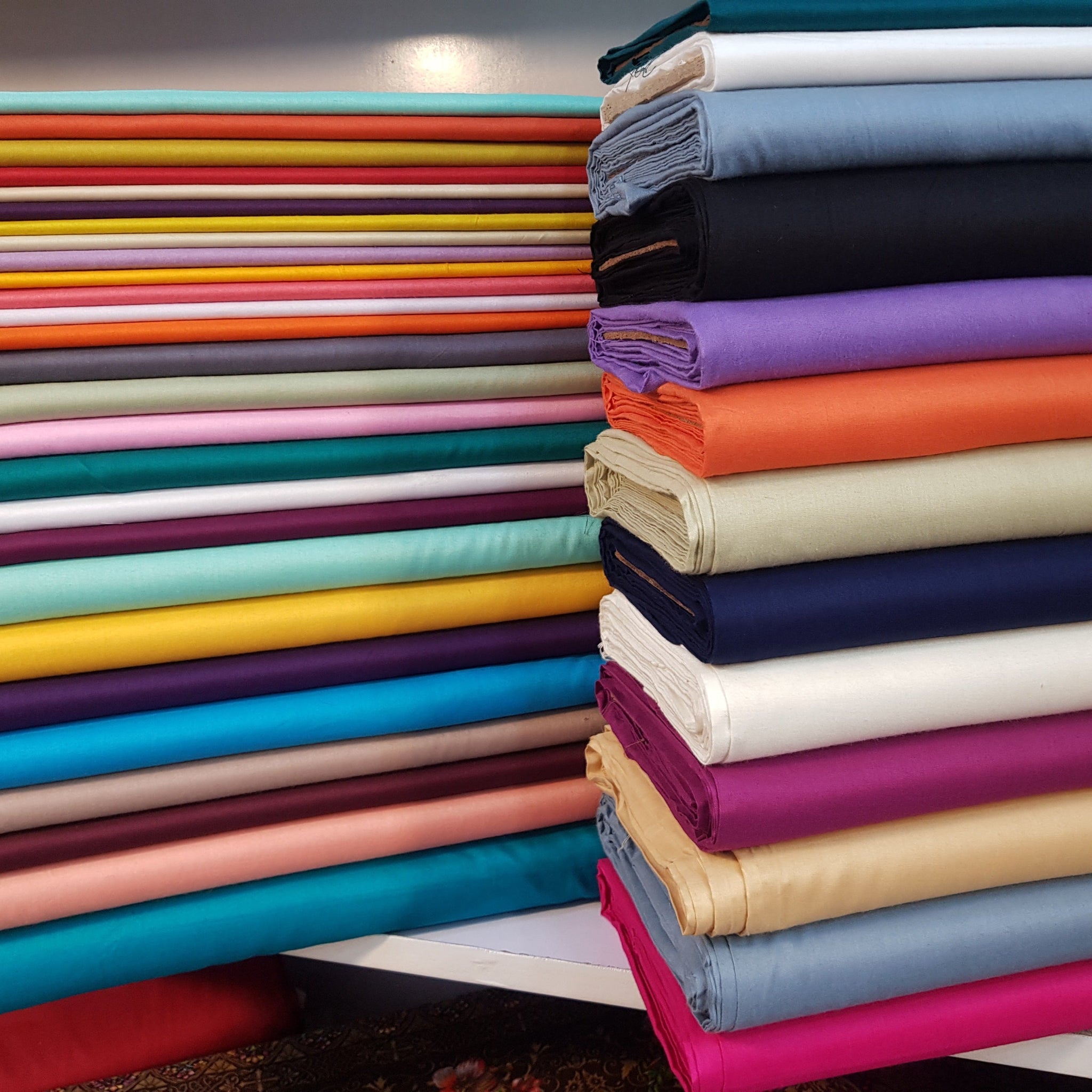 Men’s Style Guide: How to Pair Colors with Unstitched Suits